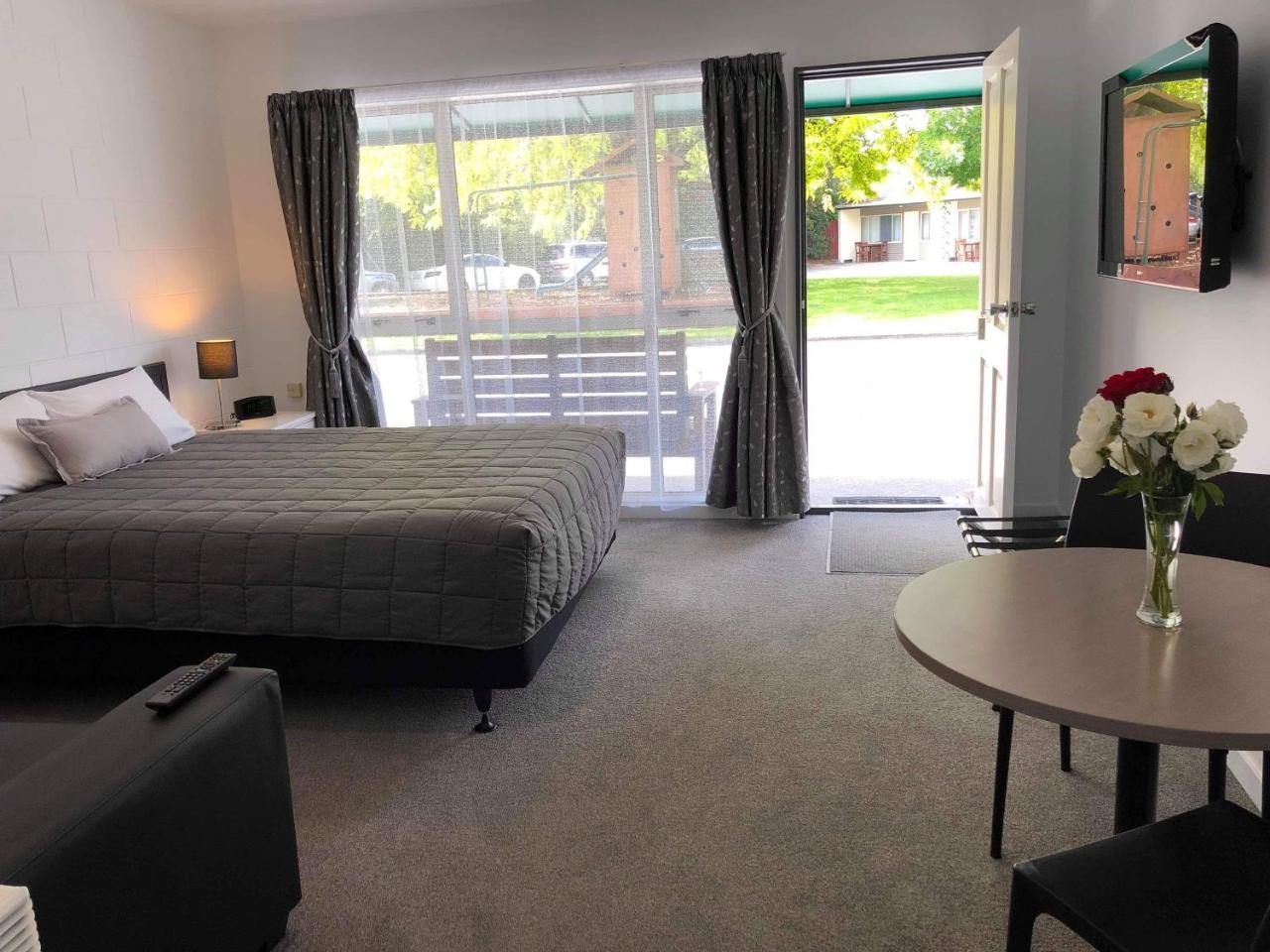 219 On Johns Motel & Holiday Park Christchurch Exterior foto