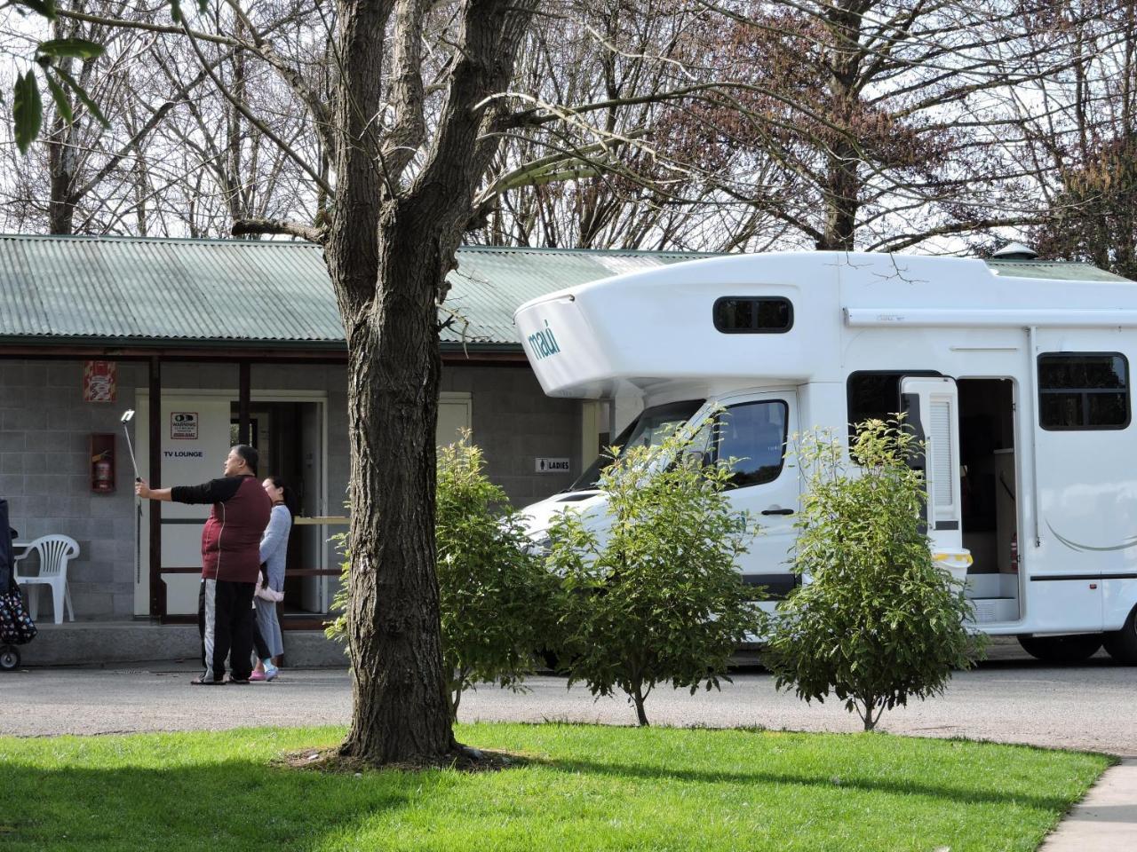 219 On Johns Motel & Holiday Park Christchurch Exterior foto